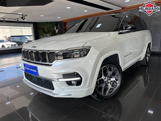 JEEP COMMANDER 1.3 T270 TURBO FLEX OVERLAND AT6 JEEP COMMANDER 1.3 T270 TURBO FLEX OVERLAND AT6